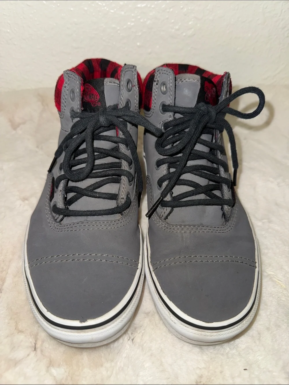 Vans Era Hi MTE Kids Grey High-Top Sneakers with Red Plaid Collar
